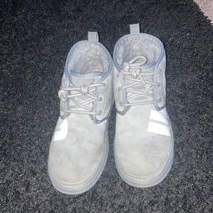 Brand:Uggs Size:10 Color:Gray